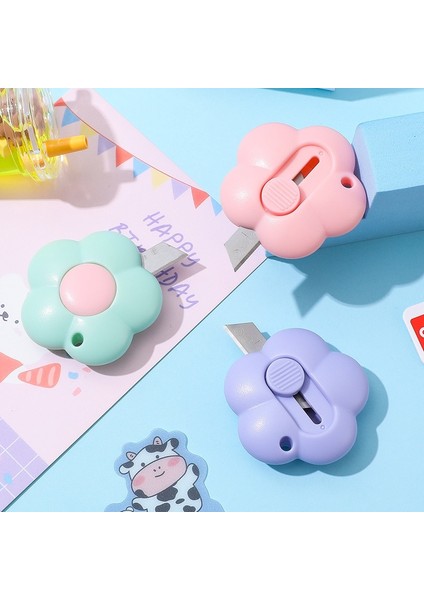Rastgele Renk Stili Sevimli Çiçekler Renk Mini Taşınabilir Maket Bıçağı Kağıt Kesici Küçük Kesme Kağıt Jilet Bıçağı Ofis Kırtasiye Kesme Malzemeleri (Yurt Dışından)