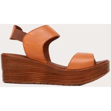 Bueno Shoes Deri Taba Kadın Dolgu Topuklu Sandalet