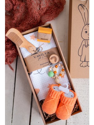 Vanilya Yenidoğan Kız Bebek Hediye Seti- Minik Kuş ve Gökkuşağı-Hoşgeldin Bebek Hediyesi