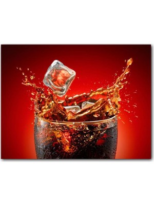 Cakatablo Ahşap Tablo Buzlu Bardakta Coca Cola Kırmızı Arkaplan