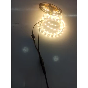 Şerit LED 5 Metre Gün Işığı Anahtarlı Iç Mekan Kullanıma Hazır Yapışkanlı