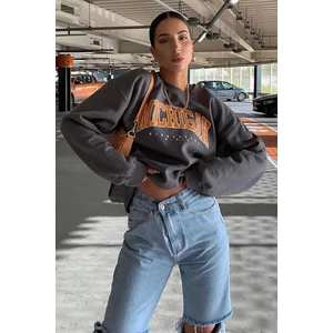 Mad Girls Kadın Antrasit Pamuk Kapüşonlu Oversize Kısa Kollu Sweatshirt – Rahat ve Şık Günlük Kombinler