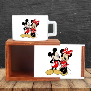Mickey Mouse ve Minnie Mouse Tasarımlı Ahşap Doğal Kutulu Kupa 2