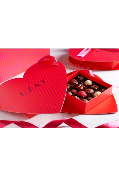 Sevgiliye - Kalp Kutu Içinde Spesial&truf Çikolata