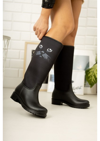 Kedi Baskılı Kar Botu