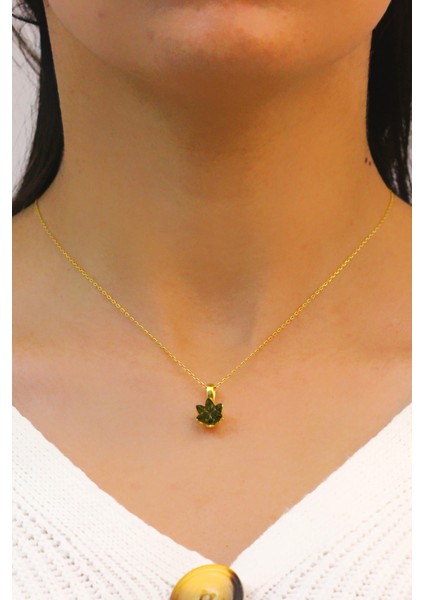 Lotus Çiçeği Yeşim Taşlı Gümüş Kolye