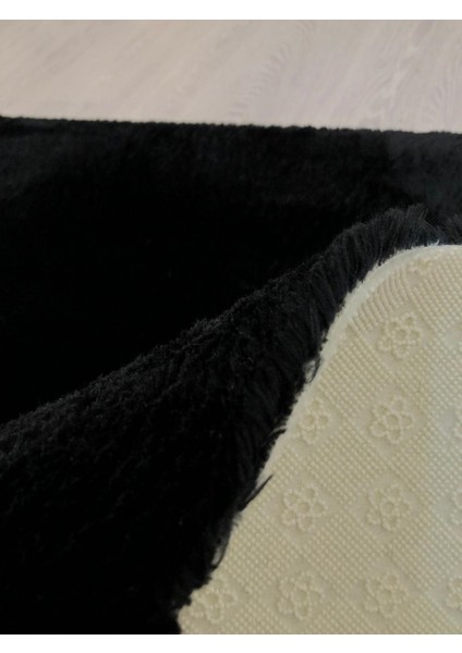 Siyah Kaymaz Taban (Non-Slip Base) Jel Yolluk Post(Peluş) Hali 80 x 100