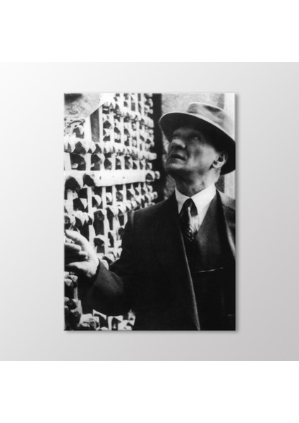 Atatürk Tablo