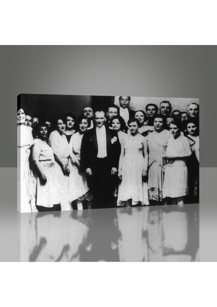 Atatürk Tablo