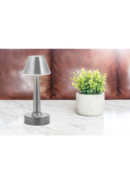 ML-64006-N Nikel Kaplama Masa Lambası LED Metal Pleksi 11cm