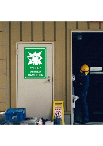 - Tehlike Anında Camı Kırın Levhası - Sac Malzeme 25 x 35 cm modelleri