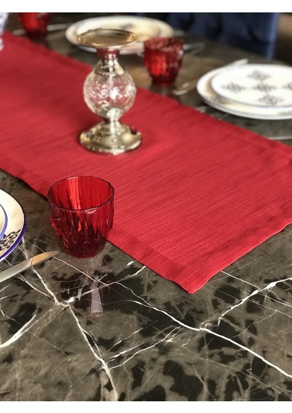 Mia Simli Kırmızı Runner 40 X150CM Dertsiz, Leke Tutmaz