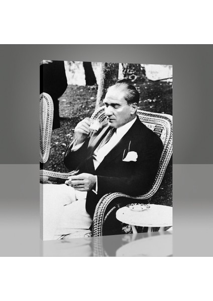 Atatürk Tablo