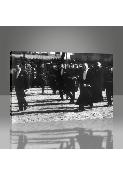 Atatürk Tablo