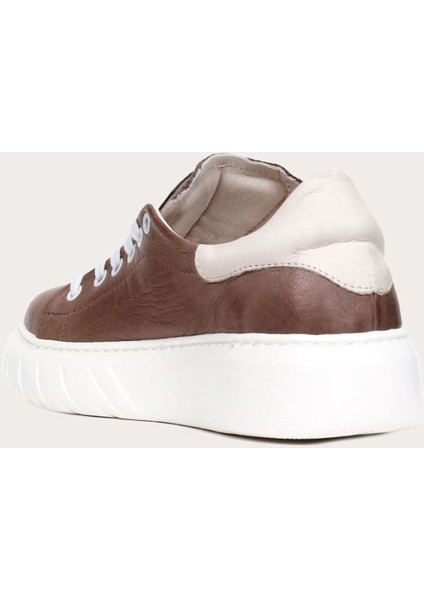 Deri Gri Kadın Basklı Spor Ayakkabı fırsatları