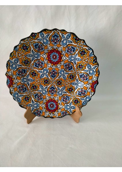 El Emeği Desenli 18 cm Özel El İşi Teship Sanatı Duvar Tabağı