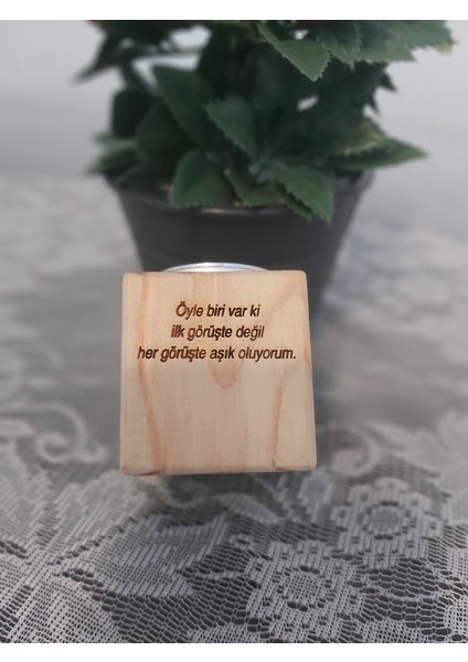 Lazer Dünyasi Gerçek Ağaç Ahşap Küp Mumluk Aşk Sözleri Yazılı Sevgililer Günü Hediyesi modelleri