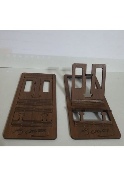 Atatürk Imzalı Masa Üstü Telefon Tutucu Stant
