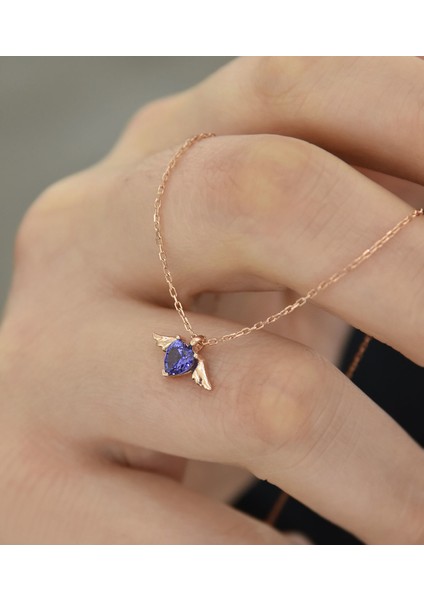 925 Ayar Gümüş Tanzanit Taşlı Kalp Kanat Kolye