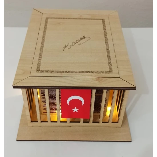 Hecatoys Işıklı Ahşap Anıtkabir Maketi