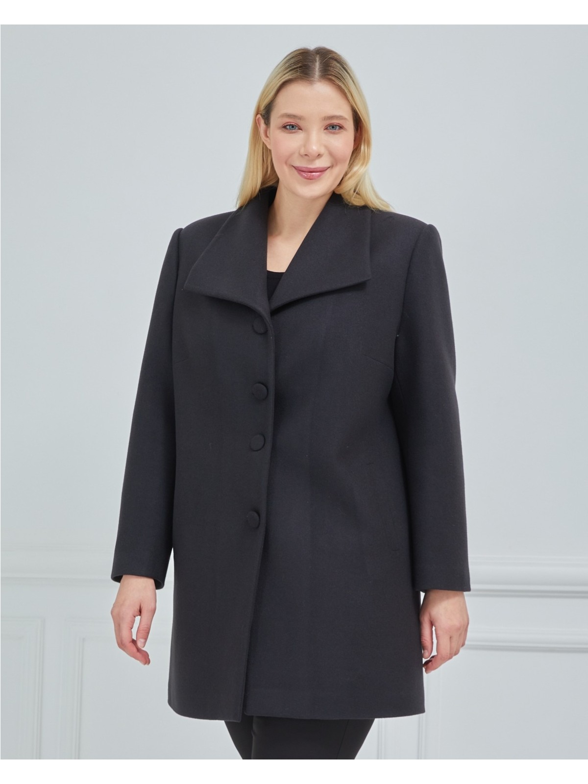 Fagi Kadın Büyük Beden Siyah Mendil Yaka Kaban