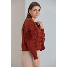 Nurneva Kolları Püsküllü Örgülü Hırka Kahverengi