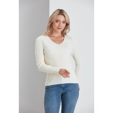 Nurneva V Yaka Basic Kazak