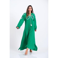 Keyifli Moda Kadın Yeşil Göğsü ve Kolları Nakışlı Püsküllü Balon Kol Uzun Elbise