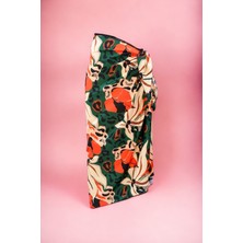 Pistore Yeşil Krem Çiçek ve Leopar Desenli Uzun Pareo Saten Iç Göstermez Kadın Plaj Elbisesi Yeni Sezon