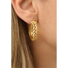 Nox Jewelry 925 Ayar Gümüş Simli Mat Üçgen Desenli Bombeli Halka Küpe