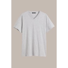 Mmetalic Erkek Gri Slim Fit Pamuklu Kısa Kollu V Yaka T-Shirt