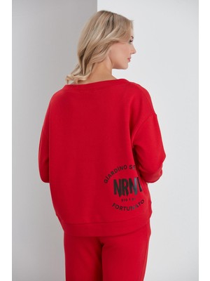 Nurneva Sırt Baskılı V Yaka Üç Iplik Sweatshirt Kırmızı