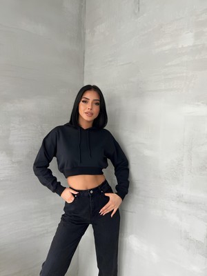 Donna Tocca Modaen Yeni Tarz Siyah Kapüşonlu Crop Sweat (Altı Lastikli)