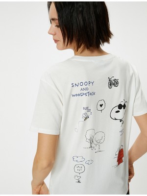 Koton Snoopy Tişört Arkası Baskılı Lisanslı Kısa Kollu Bisiklet Yaka Pamuklu