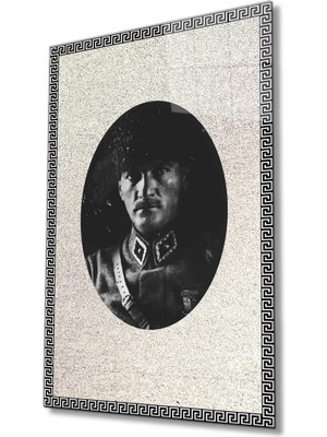 Miyrem Çerçeveli Atatürk Cam Tablo  36 x 23-Mıyrem
