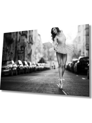 Miyrem Siyah Beyaz Insan Fotoğrafları Kadın Cam Tablomıyrem36 x 23-Mıyrem