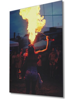Gecede  Ateş Gösterisi Yapan Kadınmiyremcam Tablo 36X23-MIYREM
