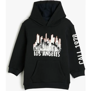 Erkek Çocuk Kapşonlu Sweatshirt Şehir Temalı Baskı Detaylı Uzun Kollu