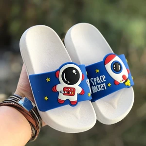 Çocuk Terlik Kaydırmaz Taban Astronot Figürlü