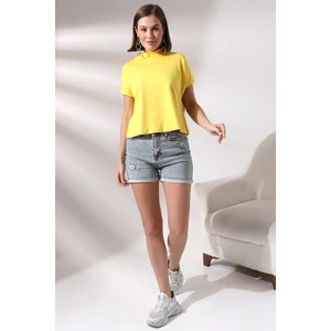 Dik Yaka Pamuklu T-Shirt 19588 Açık Sarı