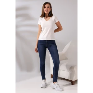 Pamuklu V Yaka Kısa Kol Basic T-Shirt 21043 Ekru