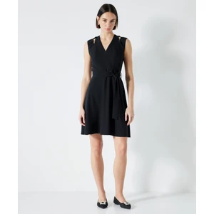 Miss İpekyol Kuşaklı Cutout Elbise