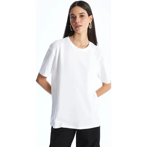 Kadın Beyaz Bisiklet Yaka Oversize Basic Süprem Tişört