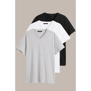 Metalıc Erkek Çok Renkli T- Shirt Regular Fit Rahat Kesim V Yaka 3'lü Basic Tişört Paketi