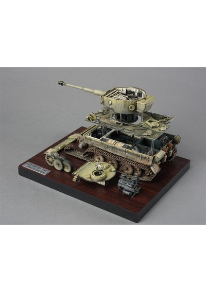 5003 1/35 Ölçek, Tiger I Erken Dönem Tankı, İç Detaylı, Plastik Model kiti fırsatları