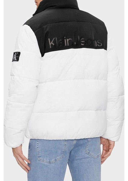 Logolu Renk Bloklu Dik Yaka Su Itici Mont J30J324667YAF Erkek Mont J30J324667 Yaf modelleri