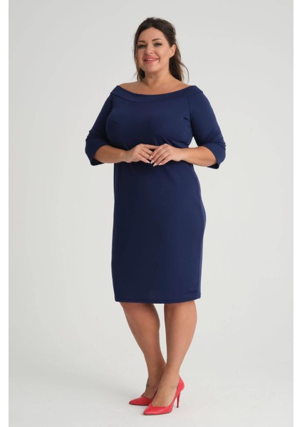 Kadın Lacivert Carmen Yaka Truvakar Kol Büyük Beden Esnek Krep Elbise fırsatları