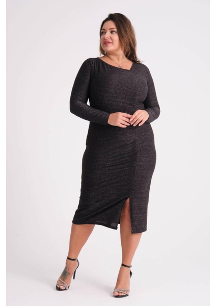 Kadın Siyah Drape ve Yırtmaç Detay Büyük Beden Esnek Simli Elbise