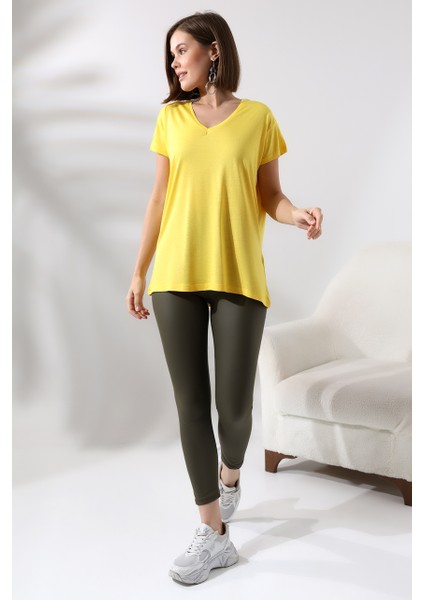 Salaş V Yaka Kısa Kol T-Shirt 19410 Açık Sarı