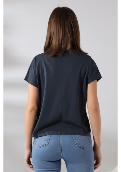 Dik Yaka Pamuklu T-Shirt 19588 Füme fırsatları